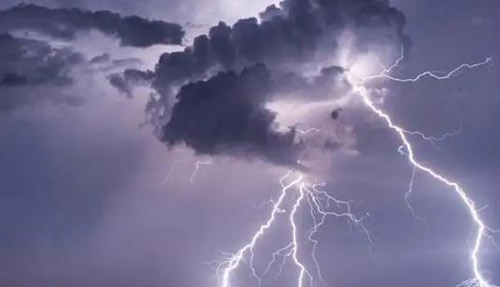 雷电是如何产生的