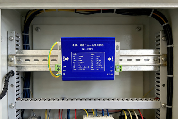 二合一防雷器装智能监测，到底值不值？易造防雷专业解答