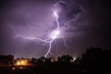 《重庆市防御雷电灾害管理办法》施行