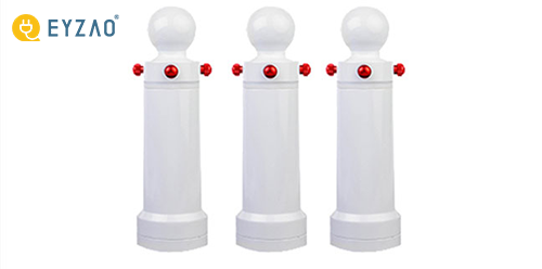 易造{雷电监测预警系统}，2M/us采样速率，捕获雷电多峰变化，自动识别云地闪和云间闪，实时准确测量地面上的静电场变化值，连续启动三级雷电警报。