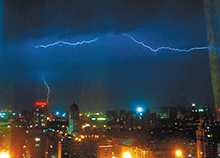 如何分辨市面上电源防雷器的好坏