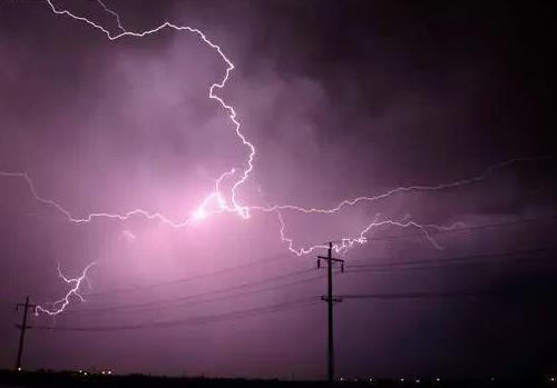 防止架空线引进危险电压的措施