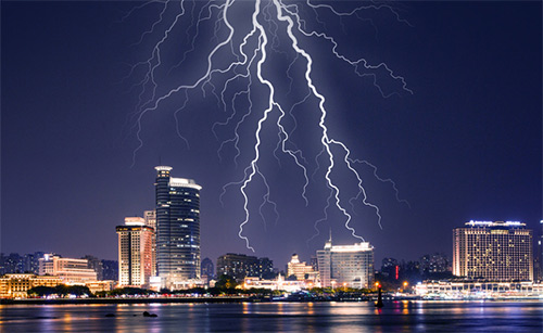 你见过被雷电击毙的人吗