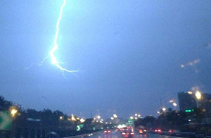 雷电的一般知识-从形成环境区别雷电的类别--易造防雷