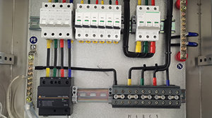 建筑物楼顶配电箱防雷器如何选型-点击查看获取选型资料--易造防雷